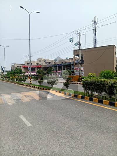 عسکری 11 - سیکٹر سی عسکری 11,عسکری,لاہور میں 2 کمروں کا 5 مرلہ فلیٹ 43.0 ہزار میں کرایہ پر دستیاب ہے۔ عسکری 11 - سیکٹر سی عسکری 11,عسکری,لاہور میں 2 کمروں کا 5 مرلہ فلیٹ 43.0 ہزار میں کرایہ پر دستیاب ہے۔