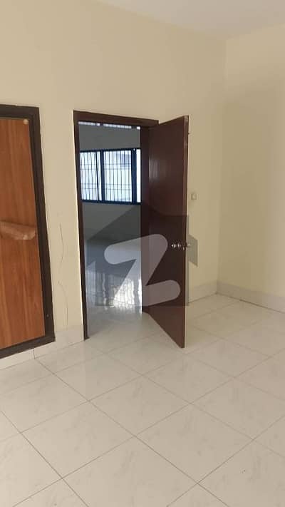 Central DHA Ph 1 Bungalow: 7-Bed Luxury with 12KV Solar