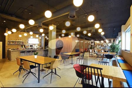 ایم ایم عالم روڈ گلبرگ,لاہور میں 10 مرلہ دفتر 5.0 لاکھ میں کرایہ پر دستیاب ہے۔