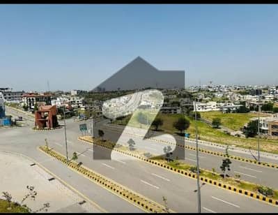 ڈی ایچ اے فیز 5 - سیکٹر بی ڈی ایچ اے ڈیفینس فیز 5,ڈی ایچ اے ڈیفینس,اسلام آباد میں 1 کنال رہائشی پلاٹ 3.2 کروڑ میں برائے فروخت۔