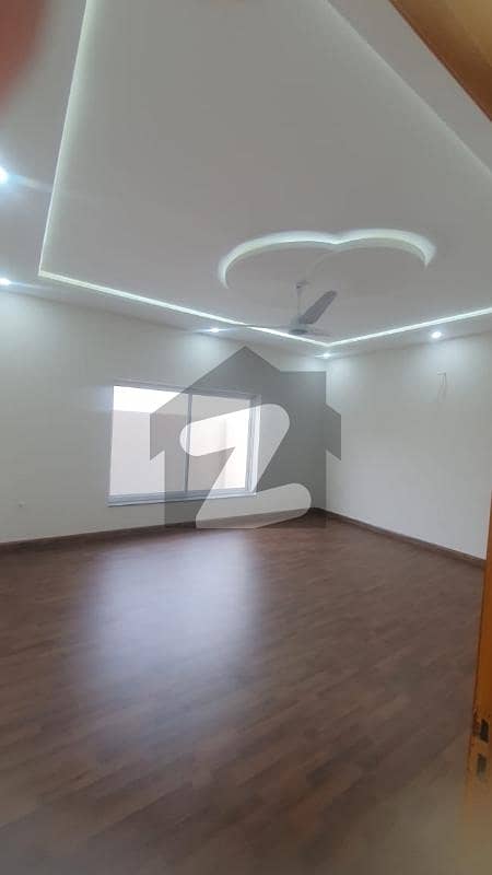 10 Marla House Available For Sale Hayatabad Peshwr