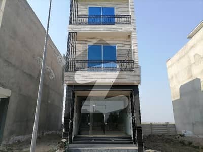 Looking For A Prime Location Building In Faisalabad