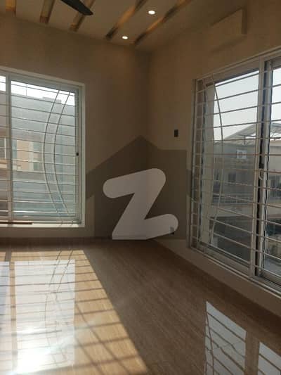 10 Marla House Bahria town phase 7