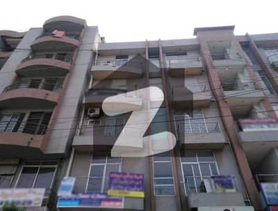 Flat For Grabs In 350 Square Feet Lahore Flat For Grabs In 350 Square Feet Lahore
