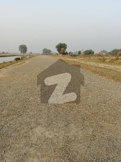 Farmhouse Land Commercial Plot