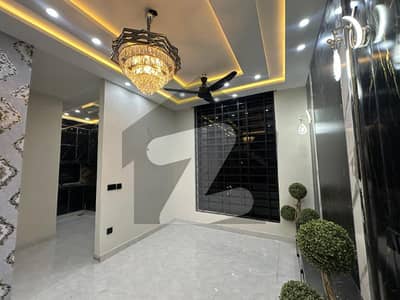 5 Marla Corner Luxury House Available For Sale