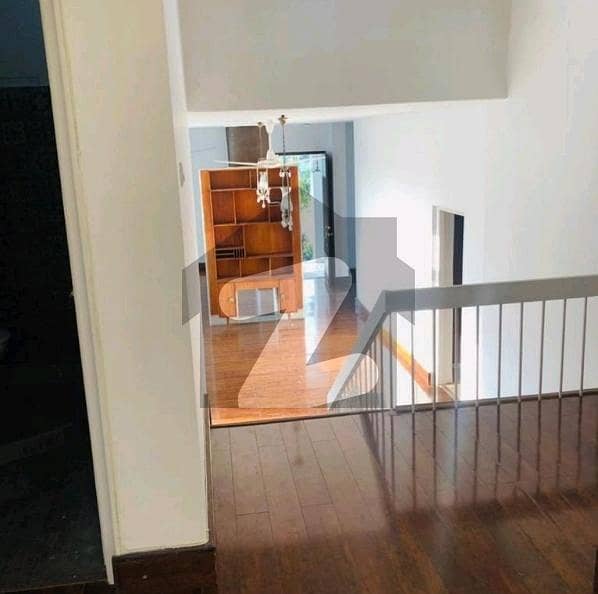 ایف ۔ 7 اسلام آباد میں 5 کمروں کا 2 کنال مکان 8.0 لاکھ میں کرایہ پر دستیاب ہے۔ ایف ۔ 7 اسلام آباد میں 5 کمروں کا 2 کنال مکان 8.0 لاکھ میں کرایہ پر دستیاب ہے۔