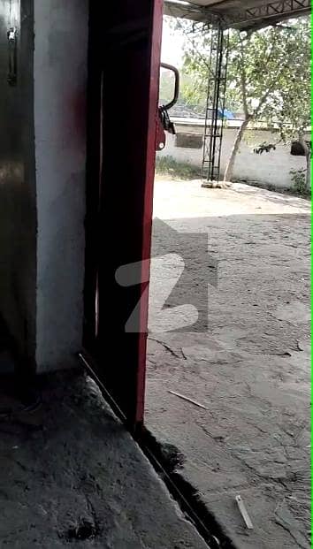 ترنول اسلام آباد میں 4 کنال گودام 8.8 لاکھ میں کرایہ پر دستیاب ہے۔