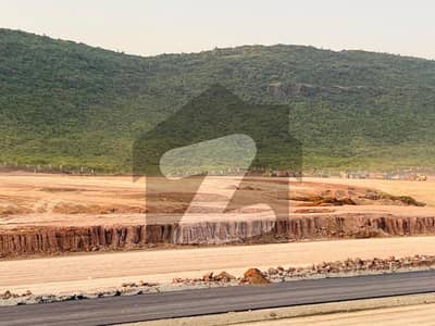 مارگلہ انکلیو اسلام آباد میں 10 مرلہ رہائشی پلاٹ 3.0 کروڑ میں برائے فروخت۔