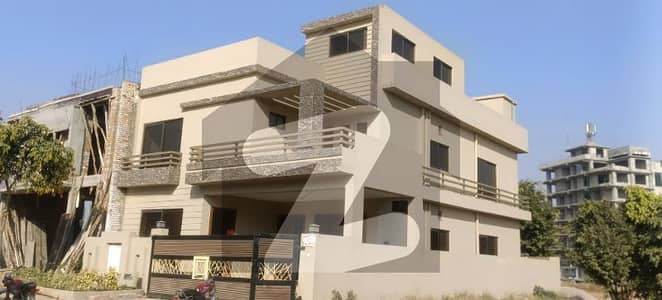 فیصل ٹاؤن - ایف ۔ 18 اسلام آباد میں 6 کمروں کا 5 مرلہ مکان 2.3 کروڑ میں برائے فروخت۔ فیصل ٹاؤن - ایف ۔ 18 اسلام آباد میں 6 کمروں کا 5 مرلہ مکان 2.3 کروڑ میں برائے فروخت۔