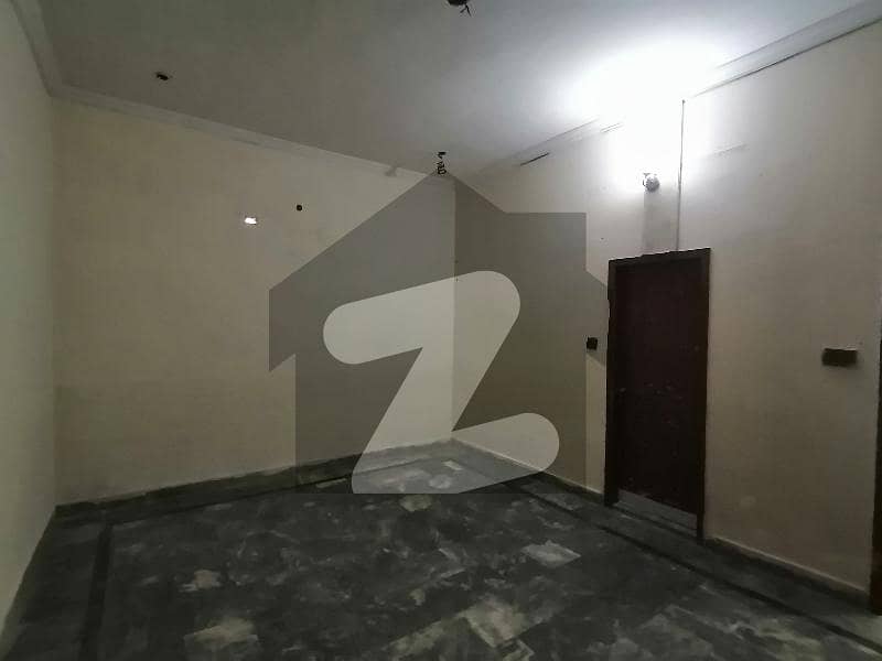 6 Marla House For Grabs In Samanabad 6 Marla House For Grabs In Samanabad