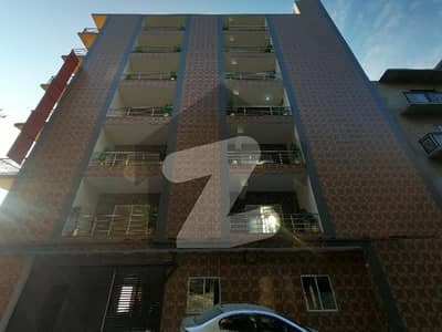 باڑیاں مری میں 2 کمروں کا 7 مرلہ فلیٹ 2.5 کروڑ میں برائے فروخت۔