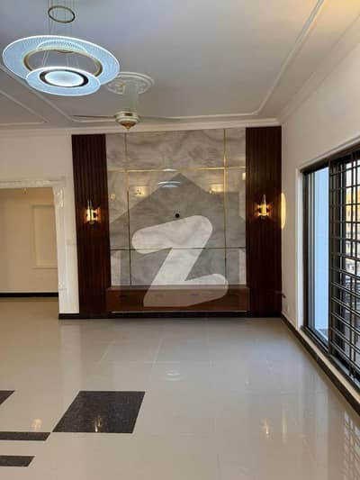 فیصل ہلز اسلام آباد میں 5 کمروں کا 7 مرلہ مکان 3.5 کروڑ میں برائے فروخت۔ فیصل ہلز اسلام آباد میں 5 کمروں کا 7 مرلہ مکان 3.5 کروڑ میں برائے فروخت۔