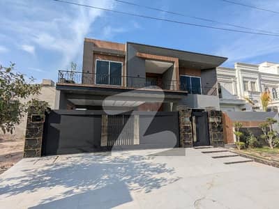 01 Kanal Brand New Ultra Modern Designer House for sale Available in NESPAK 3 in Front Of DHA Rahbar Lahore