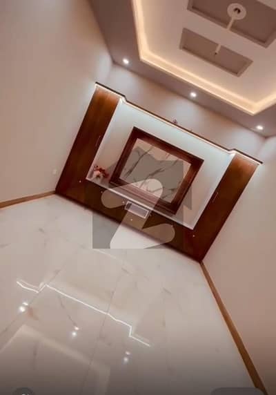 BEAUTIFUL HOUSE IN PRECINCT 6 272 SQ YARDS BEAUTIFUL HOUSE IN PRECINCT 6 272 SQ YARDS