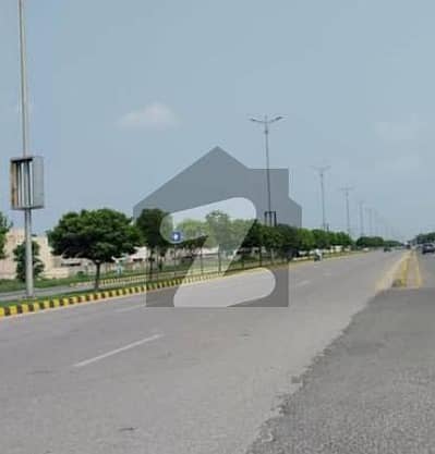 ڈی ایچ اے فیز 6 - بلاک بی فیز 6,ڈیفنس (ڈی ایچ اے),لاہور میں 1 کنال رہائشی پلاٹ 6.35 کروڑ میں برائے فروخت۔