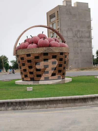 I sell 5 Marla Commercial Plot in Bahria Orchard Lahore
