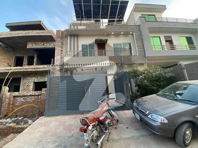 4.4 Marla (25x40) Beautiful House For Sale In G-13 Islamabad