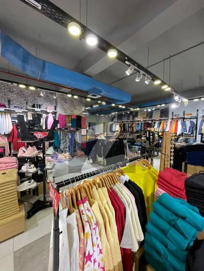 جی ۔ 11 اسلام آباد میں 1 کمرے کا 1 مرلہ دکان 2.5 کروڑ میں برائے فروخت۔