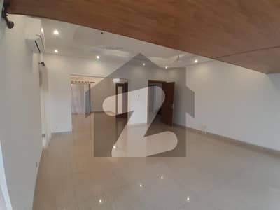 ایف ۔ 6/1 ایف ۔ 6,اسلام آباد میں 3 کمروں کا 1 کنال مکان 5.5 لاکھ میں کرایہ پر دستیاب ہے۔