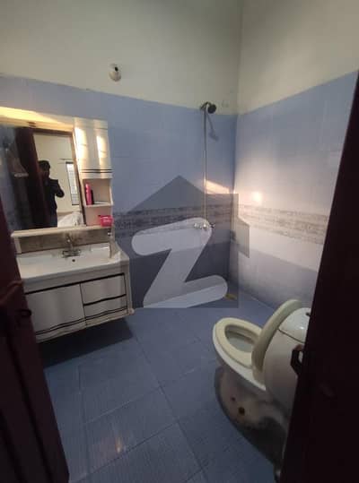 10 Marla separate Gate Hall Available for rent for silent office 10 Marla separate Gate Hall Available for rent for silent office