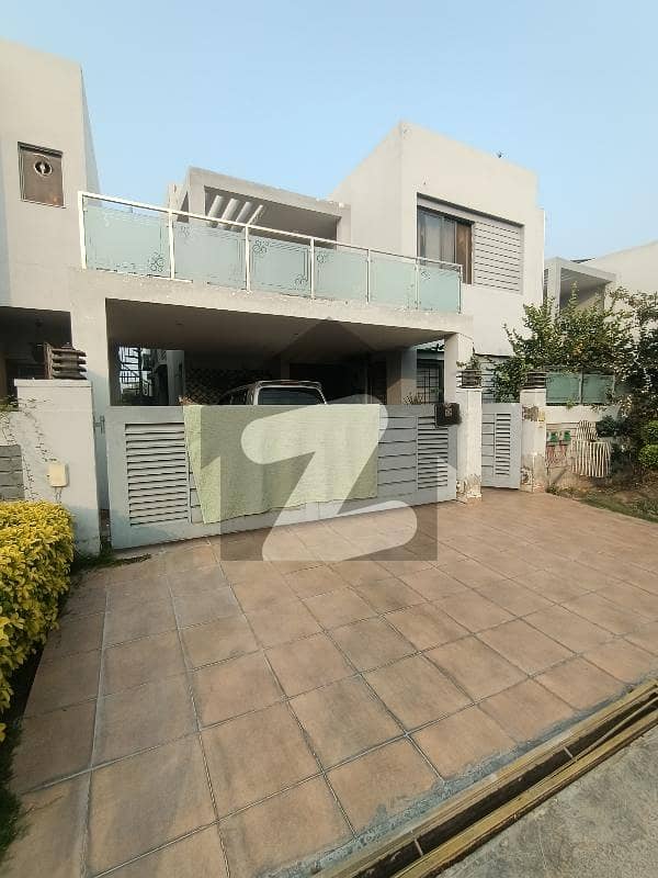 12 Marla Villa Available For Rent 12 Marla Villa Available For Rent