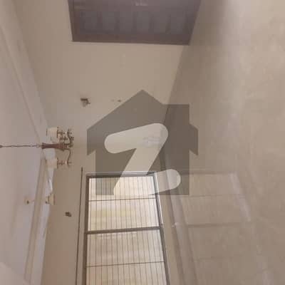 ای ۔ 11 اسلام آباد میں 3 کمروں کا 1 کنال بالائی پورشن 1.4 لاکھ میں کرایہ پر دستیاب ہے۔ ای ۔ 11 اسلام آباد میں 3 کمروں کا 1 کنال بالائی پورشن 1.4 لاکھ میں کرایہ پر دستیاب ہے۔