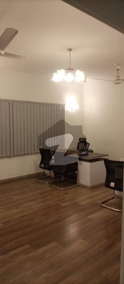 1000 sqyd bungalow portion available for rent at Muhammad ali society