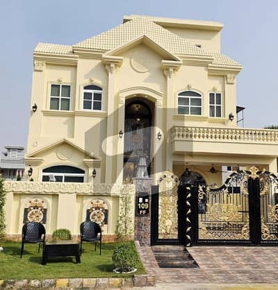 Prime Location House Of 10 Marla For sale In Citi Housing Society Prime Location House Of 10 Marla For sale In Citi Housing Society