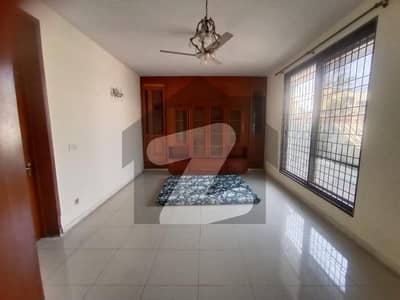 1 Kanal Awesome Lower Portion Top Location For Rent In DHA Phase 1 Lahore