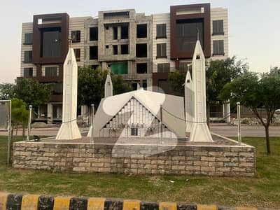 Prime 08 Marla Boulevard Plot for Sale in Sector F1, Bahria Enclave