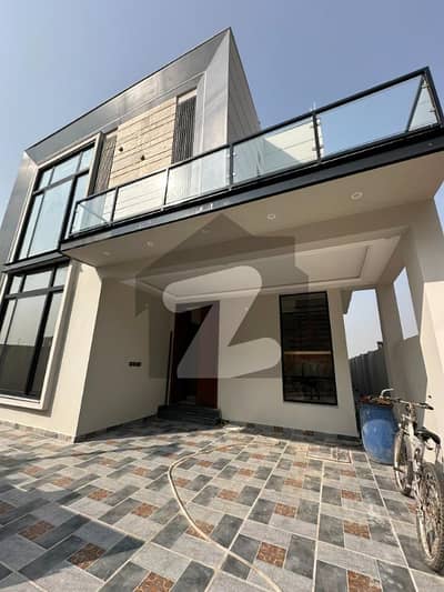 10Marla Elegant Newly build house for sale in DHA 5 10Marla Elegant Newly build house for sale in DHA 5