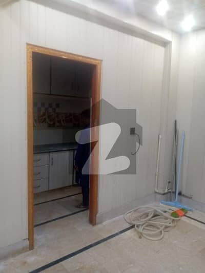 لیبر کالونی لاہور میں 2 کمروں کا 3 مرلہ فلیٹ 23.5 لاکھ میں برائے فروخت۔