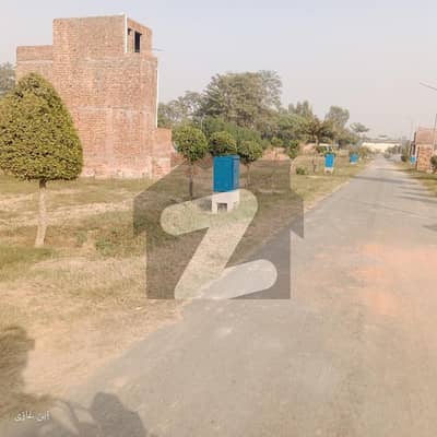 بلال گنج لاہور میں 4 مرلہ رہائشی پلاٹ 90.0 لاکھ میں برائے فروخت۔