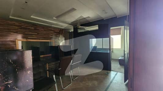 ماڈل ٹاؤن لِنک روڈ ماڈل ٹاؤن,لاہور میں 1 کمرے کا 2 مرلہ دفتر 55.0 ہزار میں کرایہ پر دستیاب ہے۔