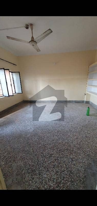 سیٹیلائیٹ ٹاؤن - بلاک بی سیٹیلائیٹ ٹاؤن,راولپنڈی میں 3 کمروں کا 4 مرلہ بالائی پورشن 45.0 ہزار میں کرایہ پر دستیاب ہے۔ سیٹیلائیٹ ٹاؤن - بلاک بی سیٹیلائیٹ ٹاؤن,راولپنڈی میں 3 کمروں کا 4 مرلہ بالائی پورشن 45.0 ہزار میں کرایہ پر دستیاب ہے۔