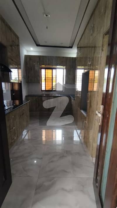 10-Marla Bungalow For SALE in DHA Phase- 7 Having 4 Bedroom 10-Marla Bungalow For SALE in DHA Phase- 7 Having 4 Bedroom