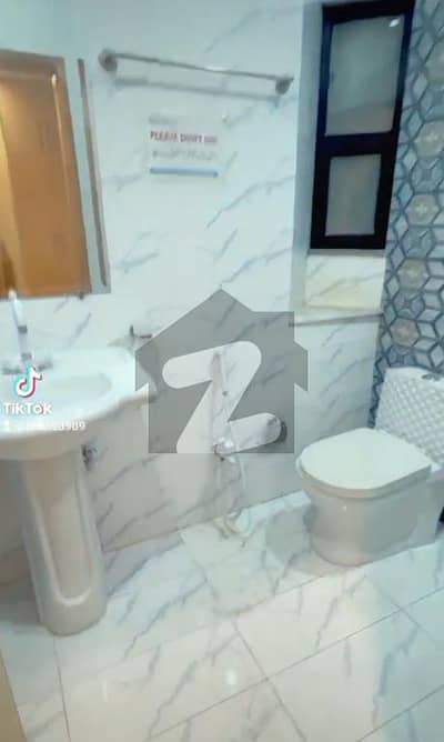 الکبیر ٹاؤن - فیز 2 الکبیر ٹاؤن,رائیونڈ روڈ,لاہور میں 1 کمرے کا 1 مرلہ فلیٹ 40.0 لاکھ میں برائے فروخت۔ الکبیر ٹاؤن - فیز 2 الکبیر ٹاؤن,رائیونڈ روڈ,لاہور میں 1 کمرے کا 1 مرلہ فلیٹ 40.0 لاکھ میں برائے فروخت۔