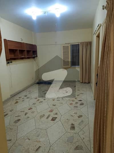 گلشن اقبال - بلاک 13-ڈی2 گلشنِ اقبال,گلشنِ اقبال ٹاؤن,کراچی میں 3 کمروں کا 6 مرلہ فلیٹ 1.5 کروڑ میں برائے فروخت۔