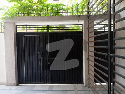 گلستانِِ جوہر ۔ بلاک اے 3 گلستانِ جوہر,کراچی میں 3 کمروں کا 10 مرلہ زیریں پورشن 75.0 ہزار میں کرایہ پر دستیاب ہے۔