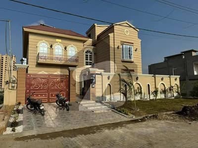 پاک آئیڈل کوآپریٹو ہاؤسنگ سوسائٹی کراچی میں 6 کمروں کا 1 کنال مکان 12.0 کروڑ میں برائے فروخت۔ پاک آئیڈل کوآپریٹو ہاؤسنگ سوسائٹی کراچی میں 6 کمروں کا 1 کنال مکان 12.0 کروڑ میں برائے فروخت۔