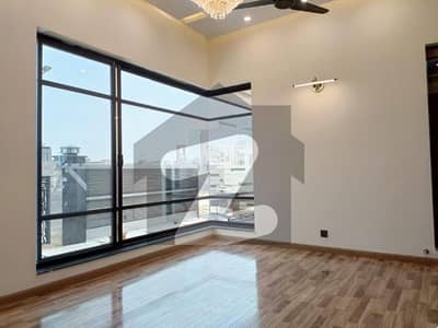 10-Marla Bungalow For SALE In DHA Phase- 4 Having 4 Bedroom 10-Marla Bungalow For SALE In DHA Phase- 4 Having 4 Bedroom