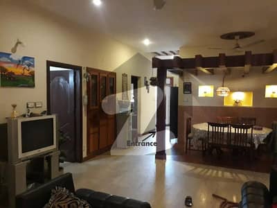 سی بی آر ٹاؤن فیز 1 سی بی آر ٹاؤن,اسلام آباد میں 3 کمروں کا 13 مرلہ مکان 5.5 کروڑ میں برائے فروخت۔ سی بی آر ٹاؤن فیز 1 سی بی آر ٹاؤن,اسلام آباد میں 3 کمروں کا 13 مرلہ مکان 5.5 کروڑ میں برائے فروخت۔