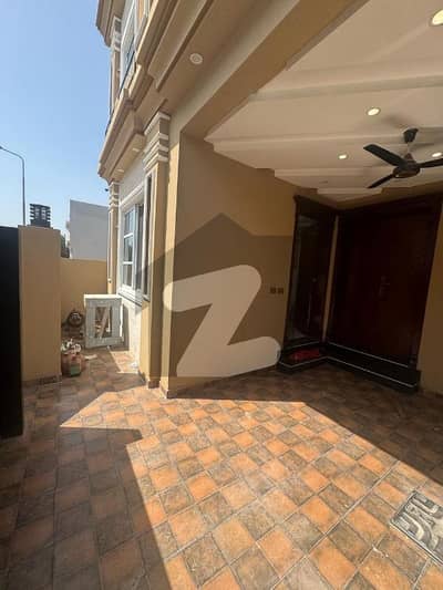 Prime Location Park View City House Sized 5 Marla For Sale