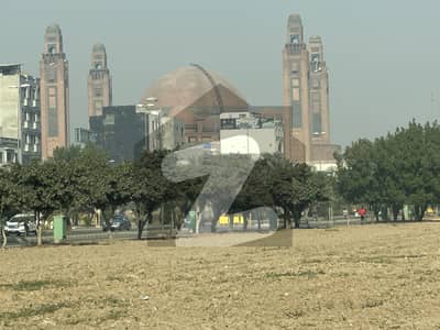 الکبیر ٹاؤن - ڈاؤن ٹاؤن الکبیر ٹاؤن,رائیونڈ روڈ,لاہور میں 1 کنال کمرشل پلاٹ 12.0 کروڑ میں برائے فروخت۔ الکبیر ٹاؤن - ڈاؤن ٹاؤن الکبیر ٹاؤن,رائیونڈ روڈ,لاہور میں 1 کنال کمرشل پلاٹ 12.0 کروڑ میں برائے فروخت۔