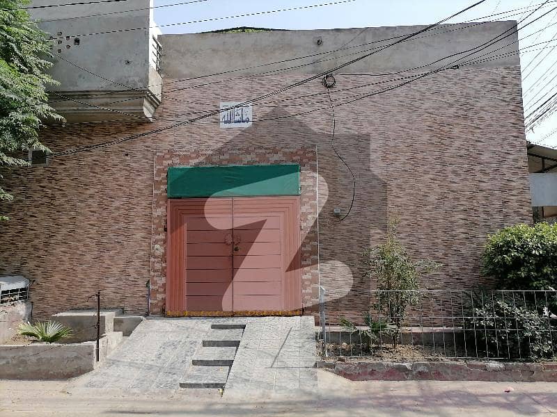 گرین ٹاؤن فیصل آباد میں 5 مرلہ مکان 1.25 کروڑ میں برائے فروخت۔ گرین ٹاؤن فیصل آباد میں 5 مرلہ مکان 1.25 کروڑ میں برائے فروخت۔