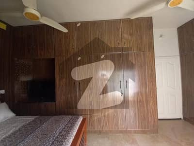 575 Square Feet Flat In Johar Town Phase 2 - Block J3 near expo center and emporium mall 575 Square Feet Flat In Johar Town Phase 2 - Block J3 near expo center and emporium mall