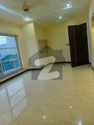 10 Marla House for Rent prime location in LDA avenue one