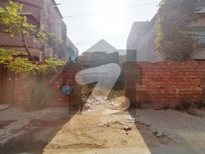 Centrally Located Prime Location Residential Plot In Pak Arab Society Phase 1 - Block B Is Available For sale Centrally Located Prime Location Residential Plot In Pak Arab Society Phase 1 - Block B Is Available For sale