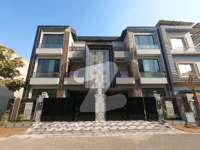 پارک ویو سٹی - ٹیولپ بلاک پارک ویو سٹی,لاہور میں 4 کمروں کا 5 مرلہ مکان 2.35 کروڑ میں برائے فروخت۔